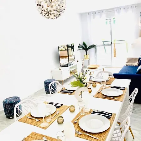 Residencia Playaquebrada Apartment