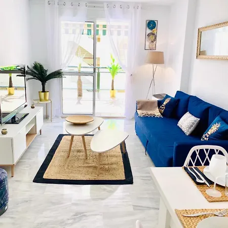 Residencia Playaquebrada Apartment *